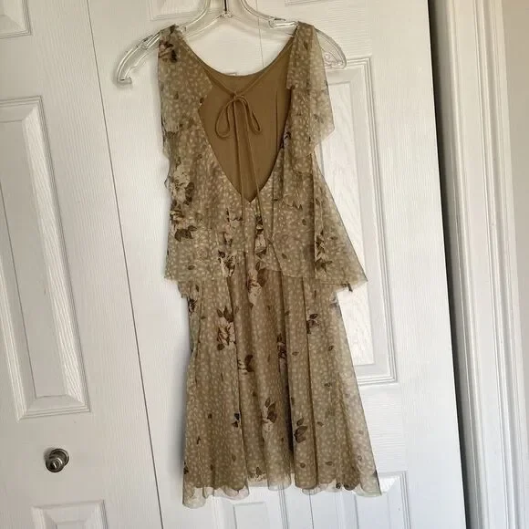 Kimchi Women Floral Mini Ruffle Dress Size 0 Urban Outfitters Romantic - Picture 4 of 16